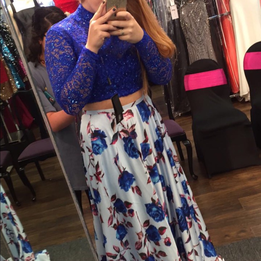 Beautiful prom dress